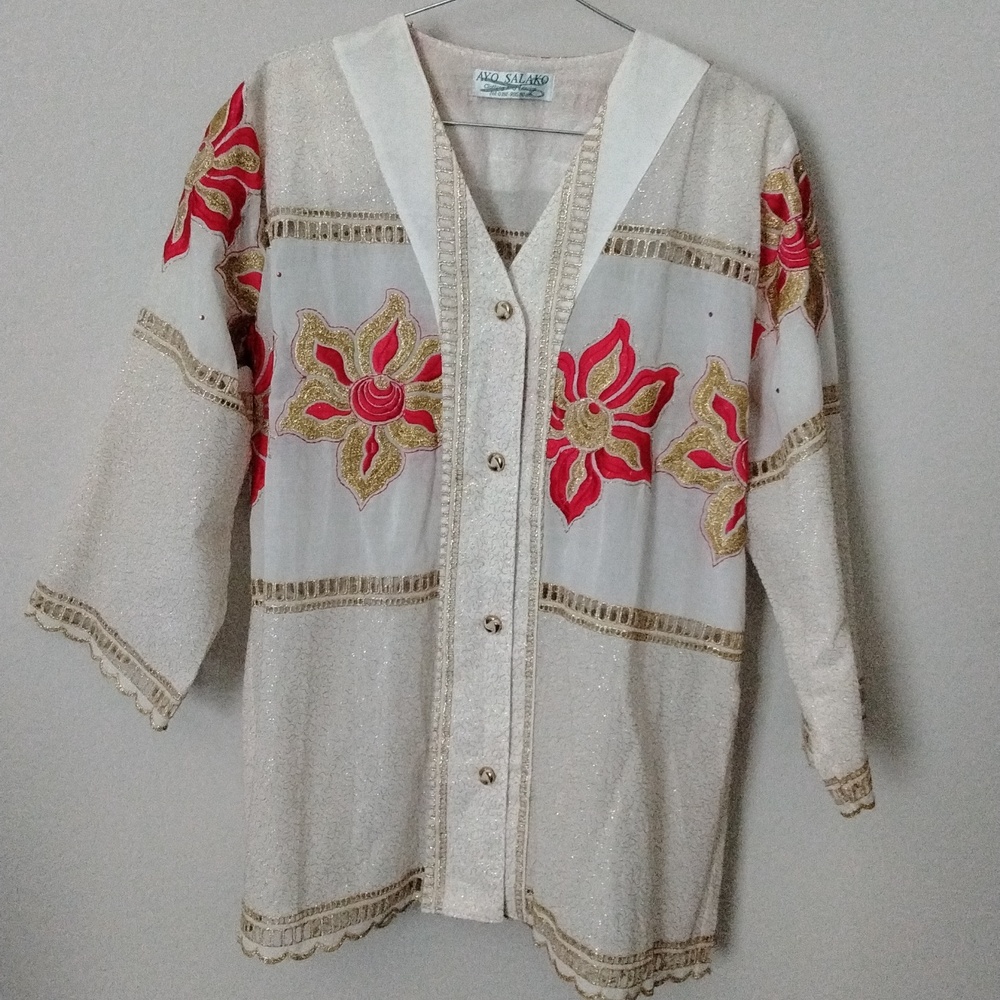 A Ladies Vintage Ayo Salako Top
